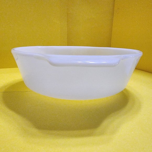 Fire King "Meadow Green" 1- 1/2qt. Round Casserole with Glass Lid Anchor Hocking - Picture 5 of 16